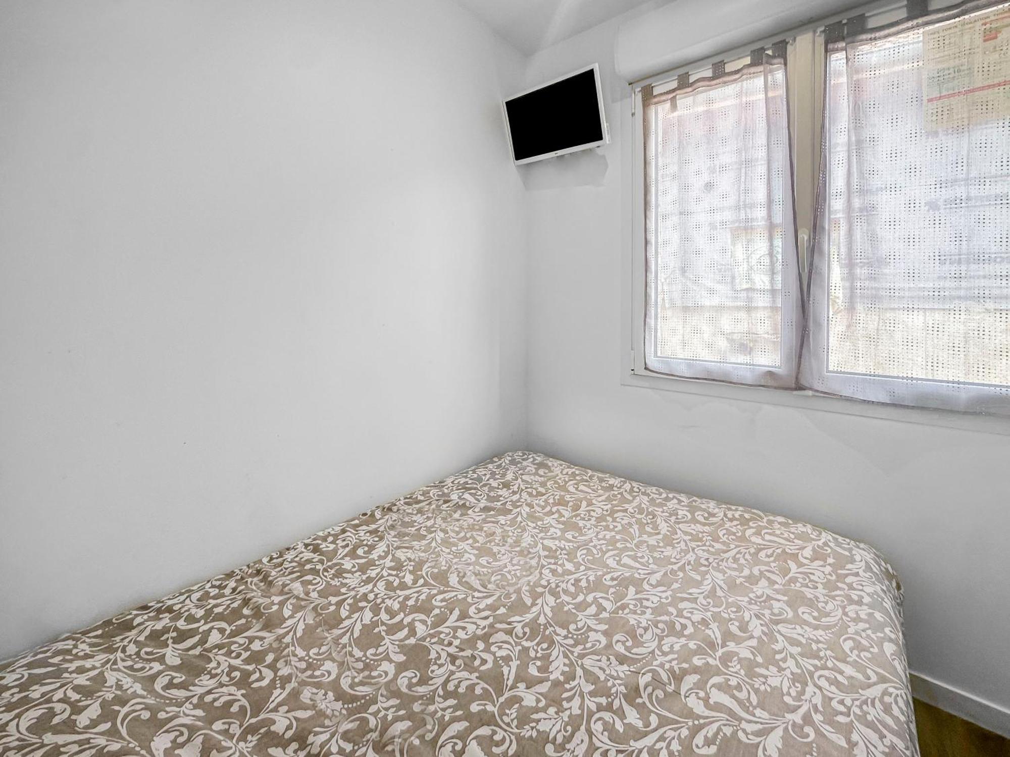 maison meublé 35m² Leyment Esterno foto